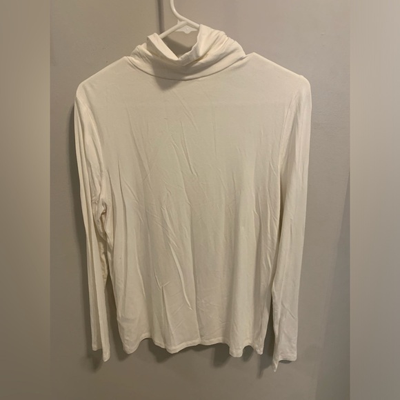 Cleo White Long Sleeve Cowl Neck Top - Size Medium - Picture 6 of 7